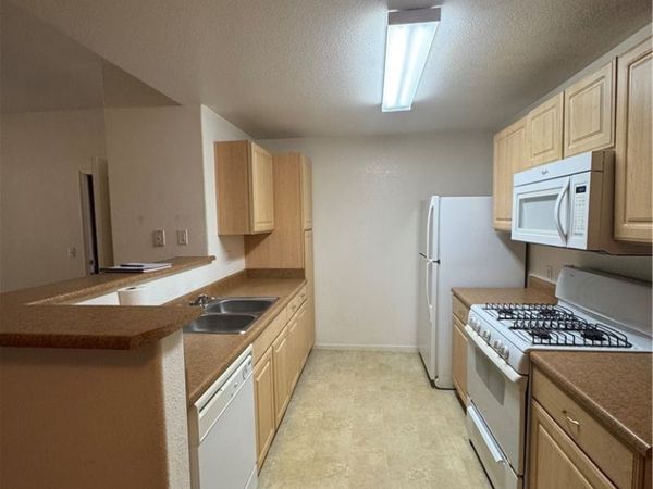 8250 N Grand Canyon Drive, Unit 1090, Las Vegas, NV 89166