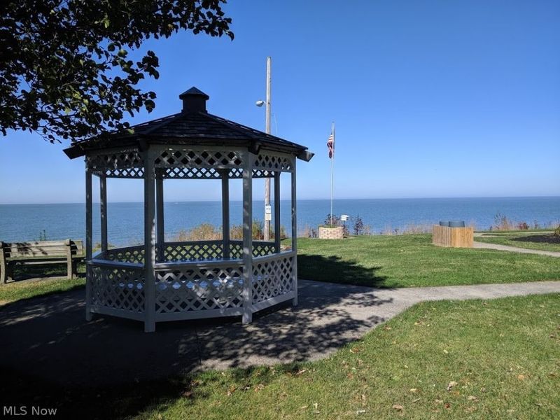 1592 Ridgewick Drive, Wickliffe, OH 44092 Photo 25