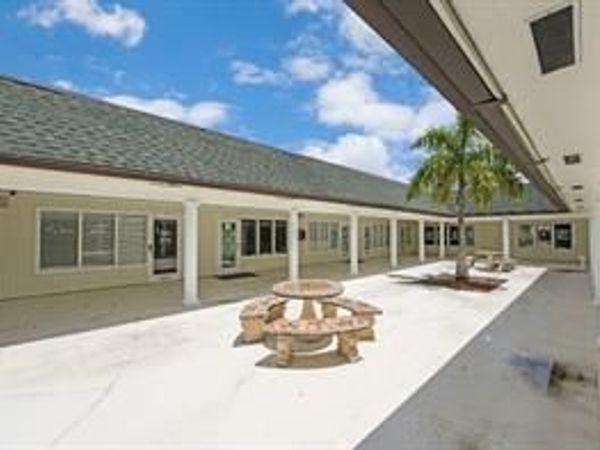 1490 S Military Trail, West Palm Beach, FL 33422