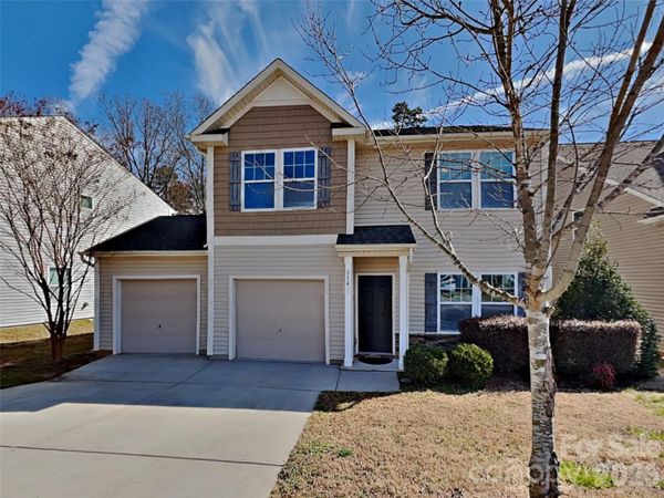 814 Sarah Laura Lane , Statesville, NC 28625