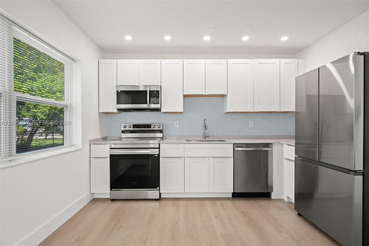 3061 NW 2nd St, Fort Lauderdale, FL 33311 Photo