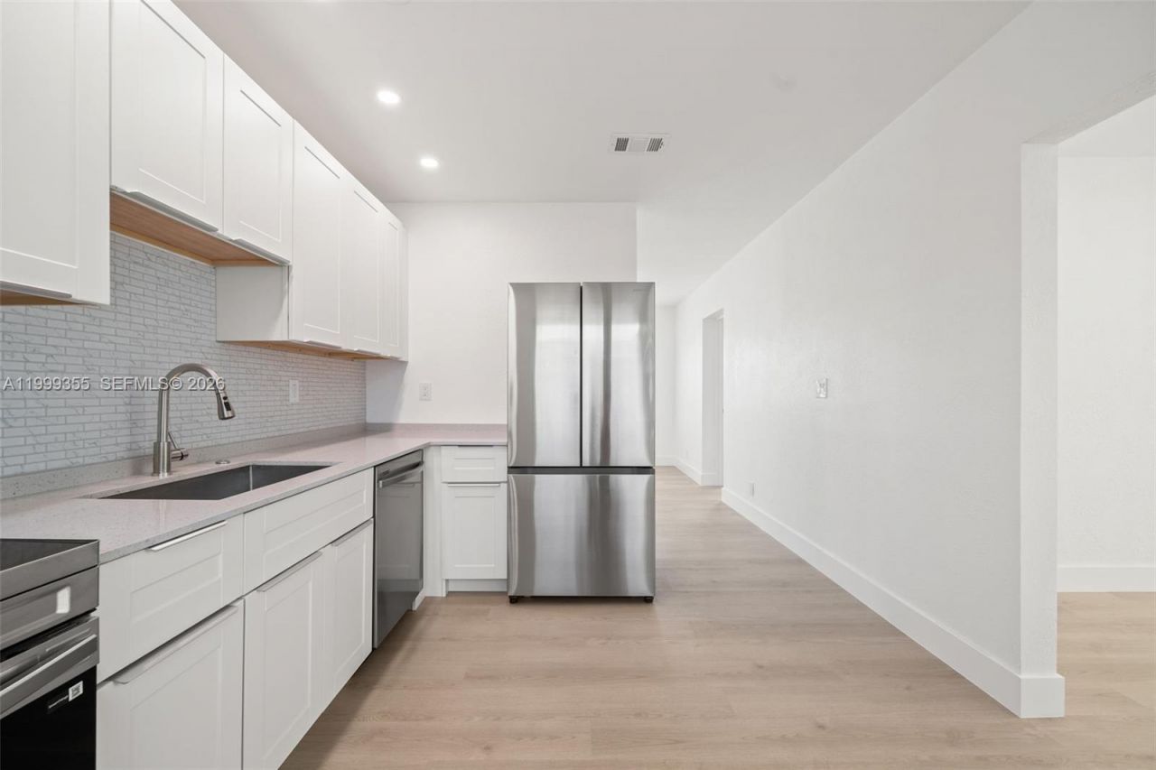 3061 NW 2nd St, Fort Lauderdale, FL 33311 Photo