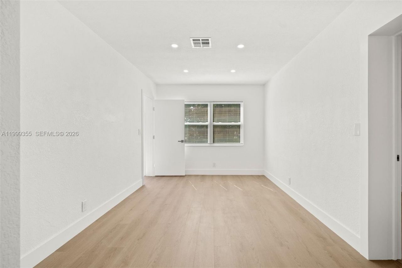 3061 NW 2nd St, Fort Lauderdale, FL 33311 Photo