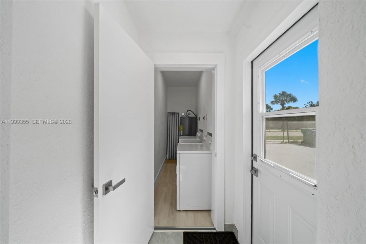 3061 NW 2nd St, Fort Lauderdale, FL 33311 Photo