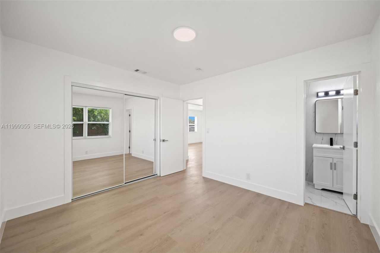 3061 NW 2nd St, Fort Lauderdale, FL 33311 Photo