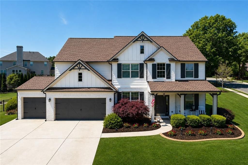 300 Ashgrove Court, Woodstock, GA 30188 Main Photo