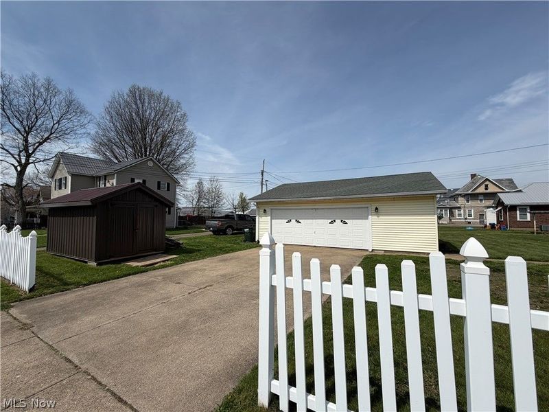 103 W Shafer Avenue, Dover, OH 44622 Photo 8