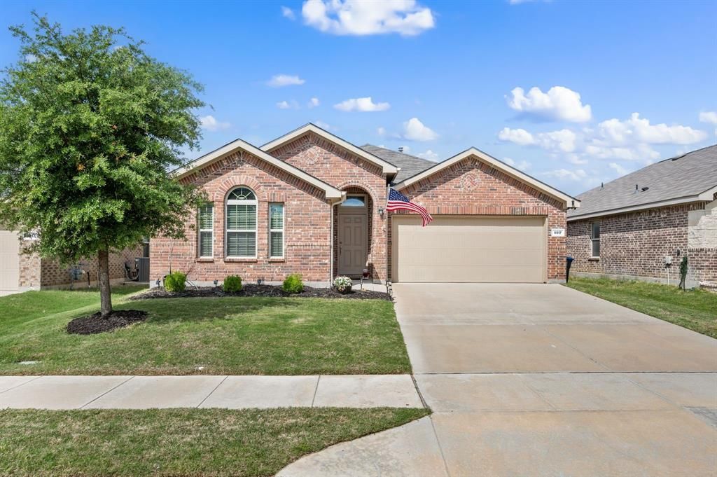 8917 Dameron Drive, Fort Worth, TX 76131 Main Photo