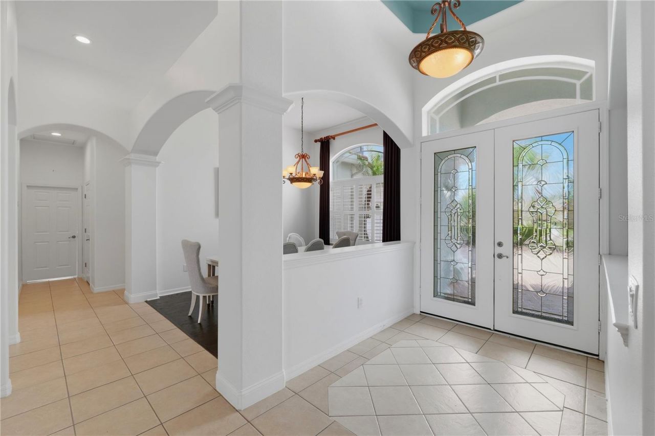 10513 Bermuda Isle Drive, Tampa, FL 33647 Photo