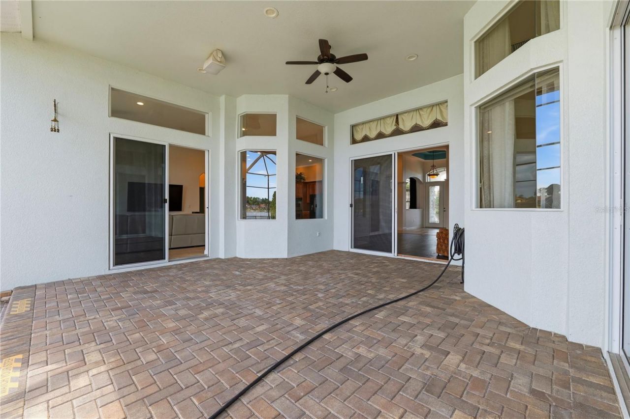 10513 Bermuda Isle Drive, Tampa, FL 33647 Photo