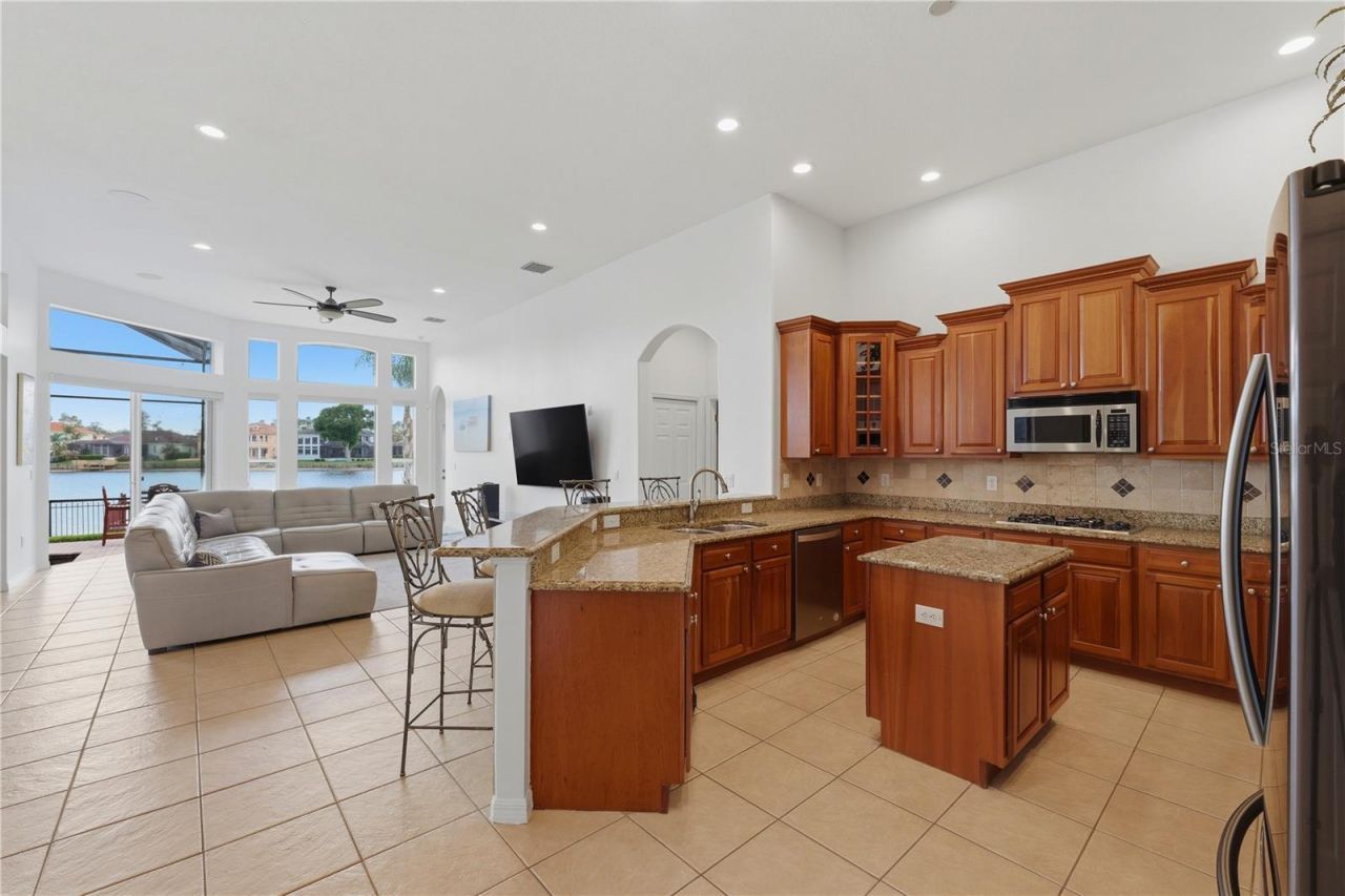 10513 Bermuda Isle Drive, Tampa, FL 33647 Photo