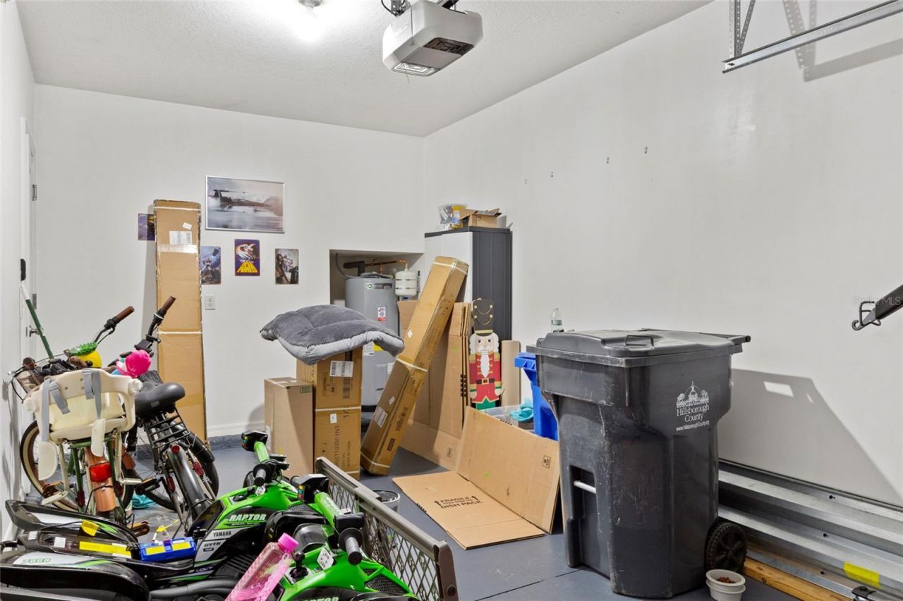 9718 Hound Chase Drive, Gibsonton, FL 33534 Photo