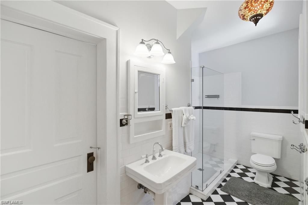 101 Fairview Ave, Fort Myers, FL 33905 Photo