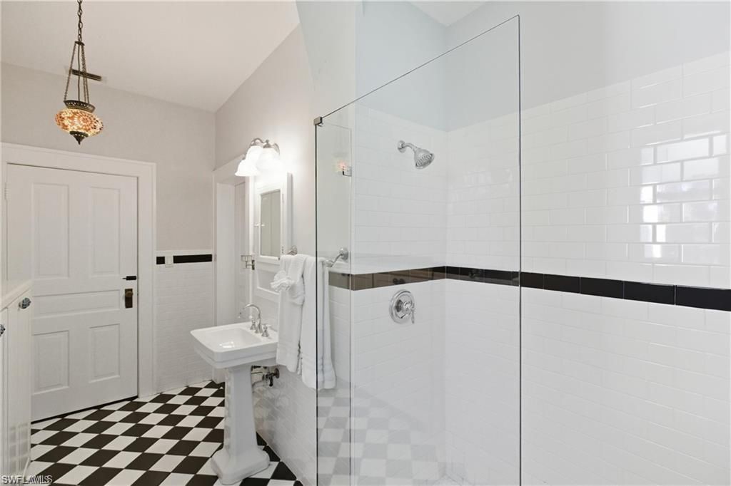 101 Fairview Ave, Fort Myers, FL 33905 Photo