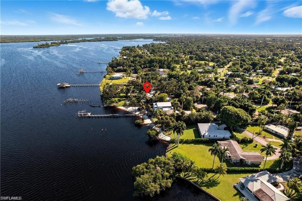 101 Fairview Ave, Fort Myers, FL 33905 Photo