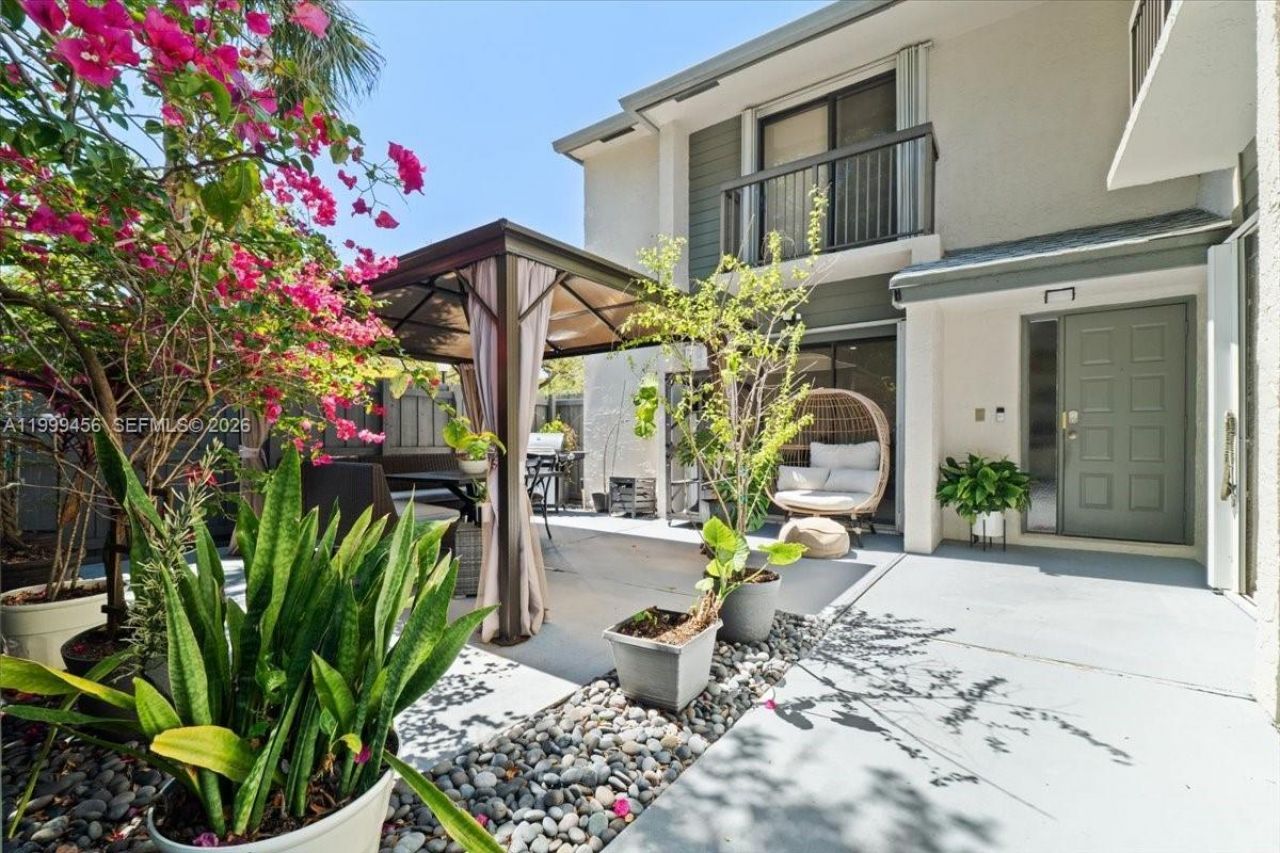 3627 Cocoplum Cir, Unit 34114, Coconut Creek, FL 33063 Photo