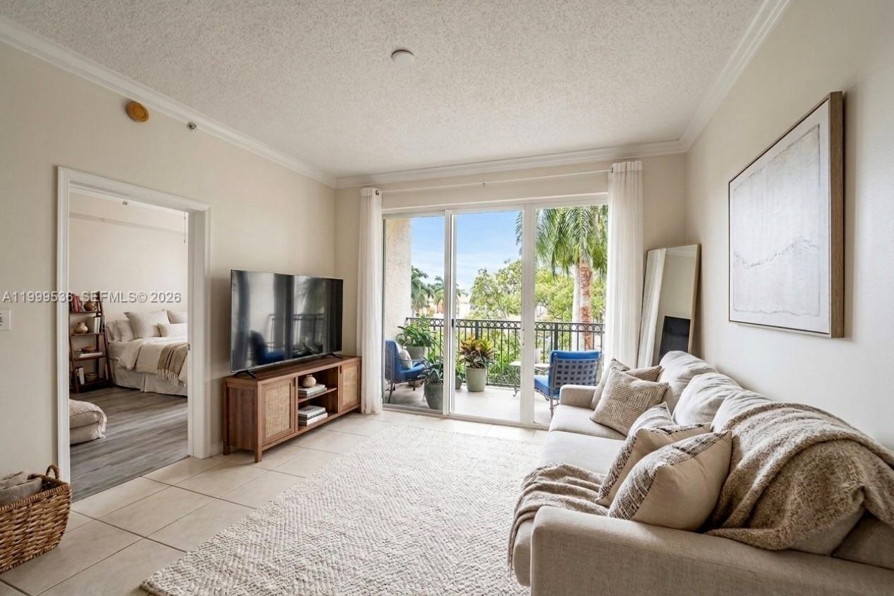 26 Royal Palm Way, Unit 304, Boca Raton, FL 33432 Photo