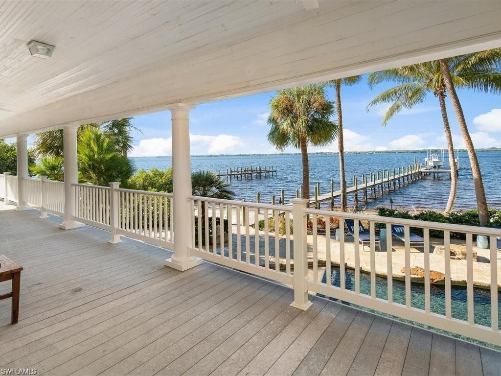 100 Fairview Ave , Fort Myers, FL 33905 Photo