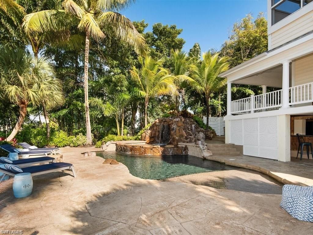 100 Fairview Ave , Fort Myers, FL 33905 Photo