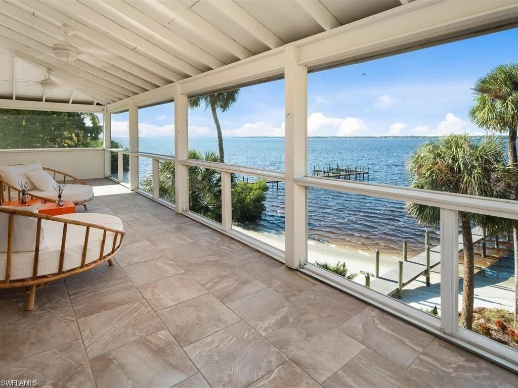 100 Fairview Ave , Fort Myers, FL 33905 Photo