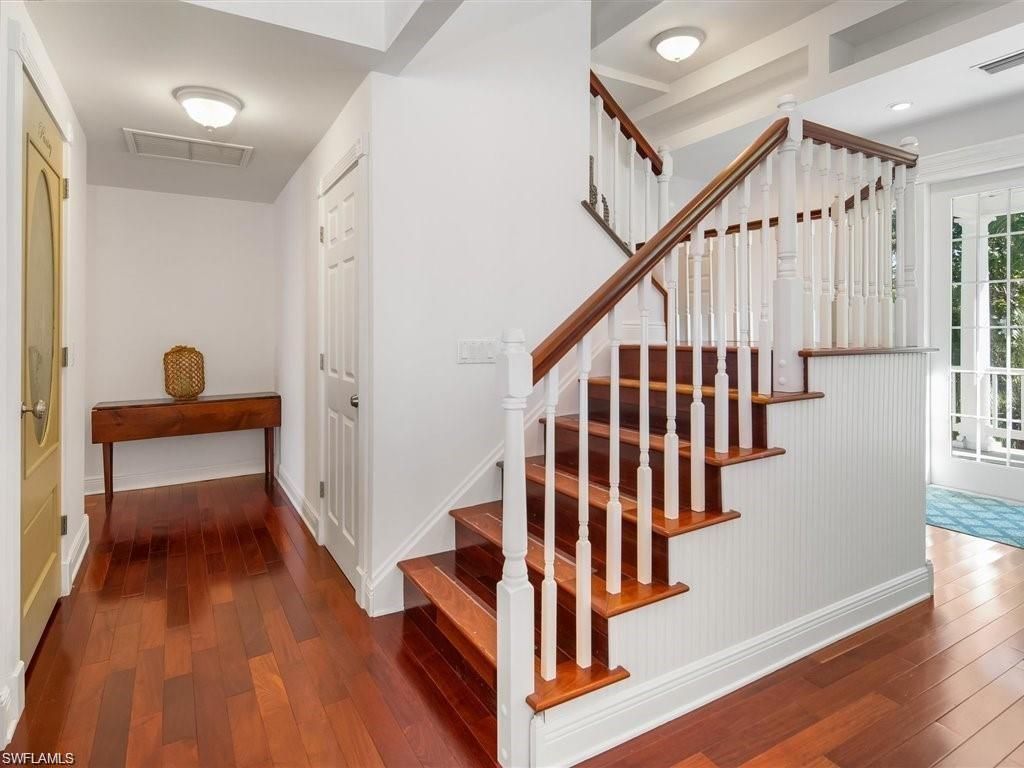 100 Fairview Ave , Fort Myers, FL 33905 Photo