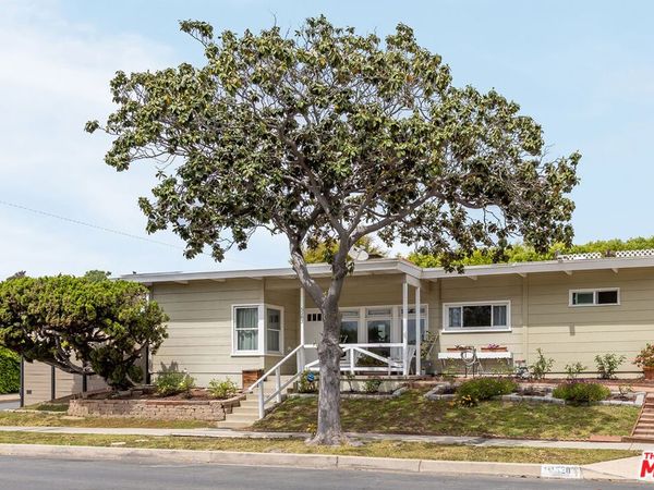 5283 Thornburn Street, Los Angeles, CA 90045