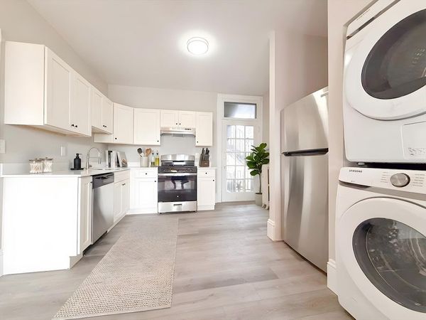 56 Walnut Street, Unit W6, Somerville, MA 02143