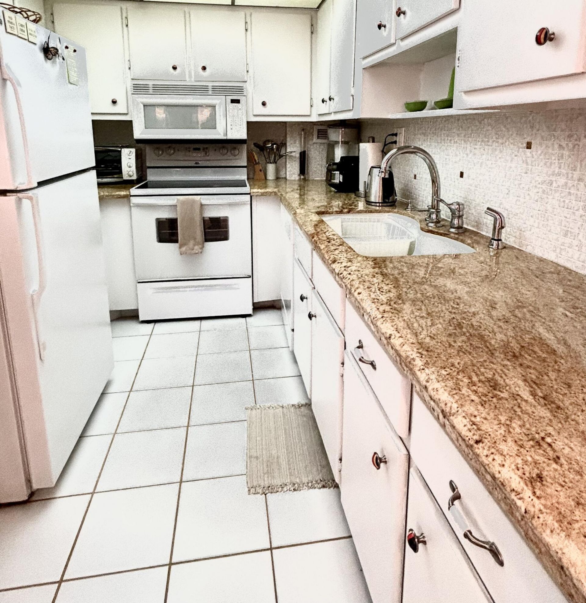 2840 S Ocean Boulevard, Unit 2210, Palm Beach, FL 33480 Photo