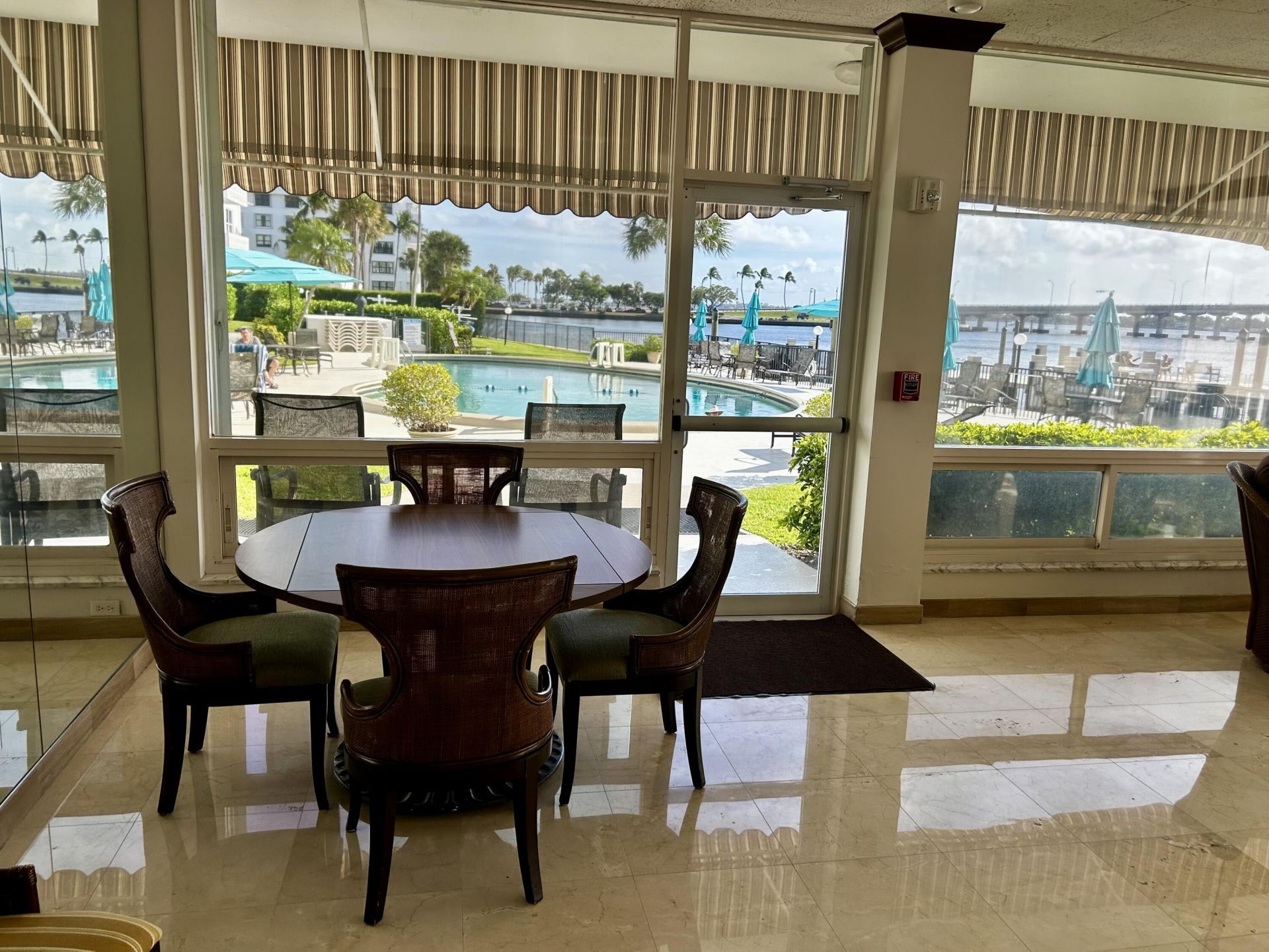 2840 S Ocean Boulevard, Unit 2210, Palm Beach, FL 33480 Photo