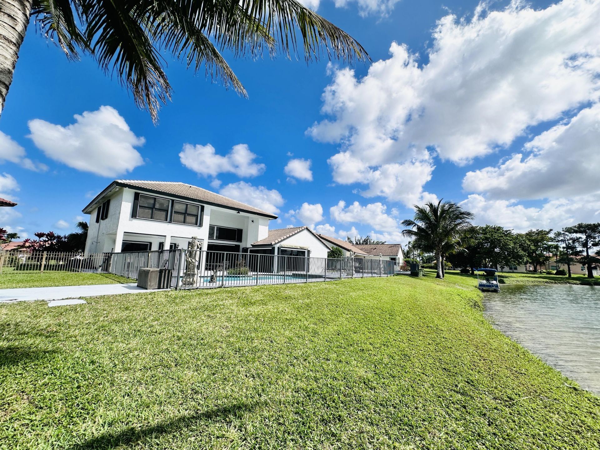 6695 Lake Loran Way, Greenacres, FL 33467 Photo