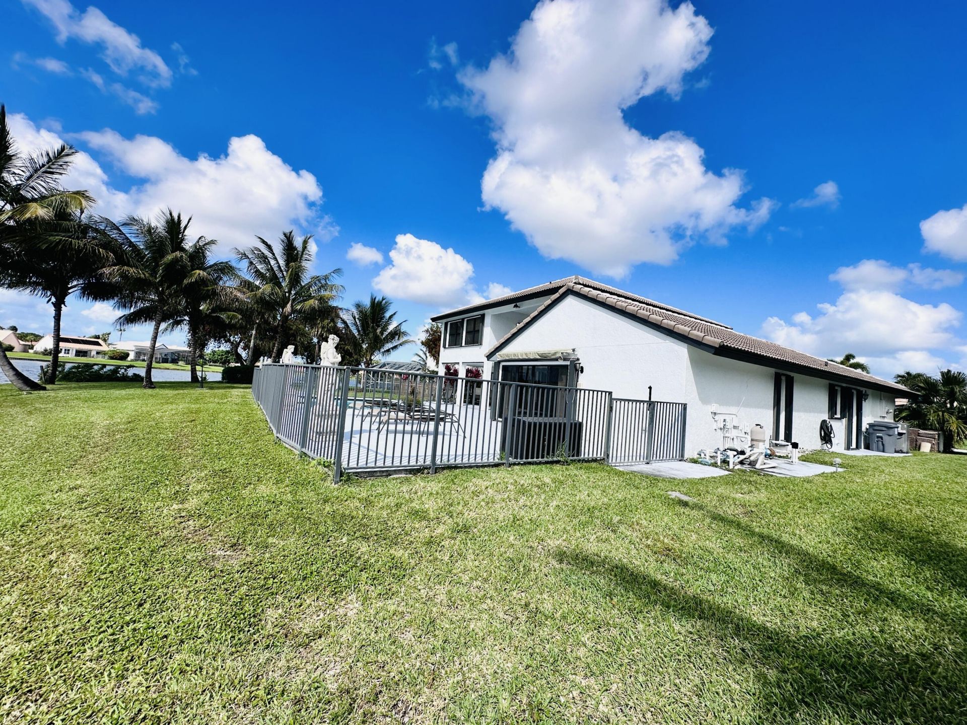 6695 Lake Loran Way, Greenacres, FL 33467 Photo