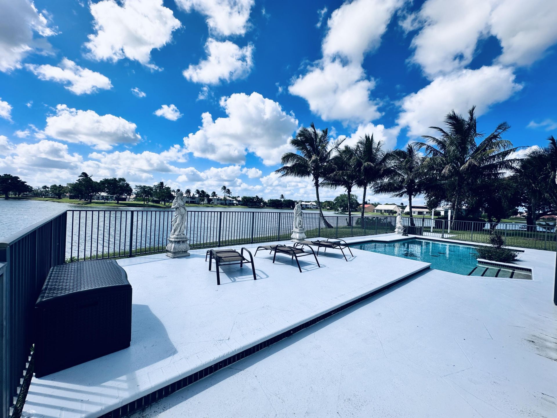 6695 Lake Loran Way, Greenacres, FL 33467 Photo