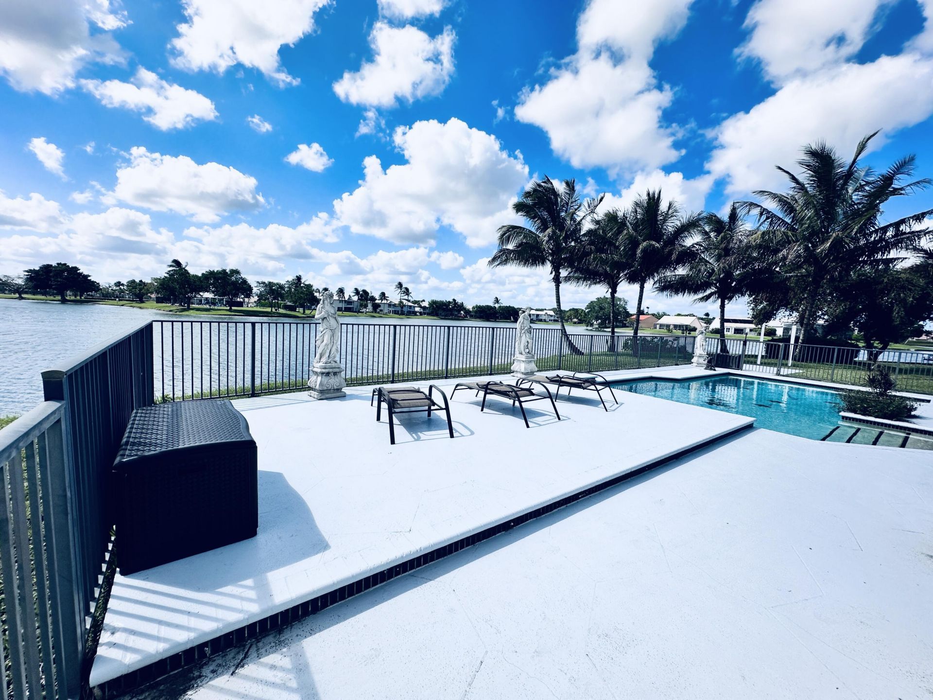 6695 Lake Loran Way, Greenacres, FL 33467 Photo