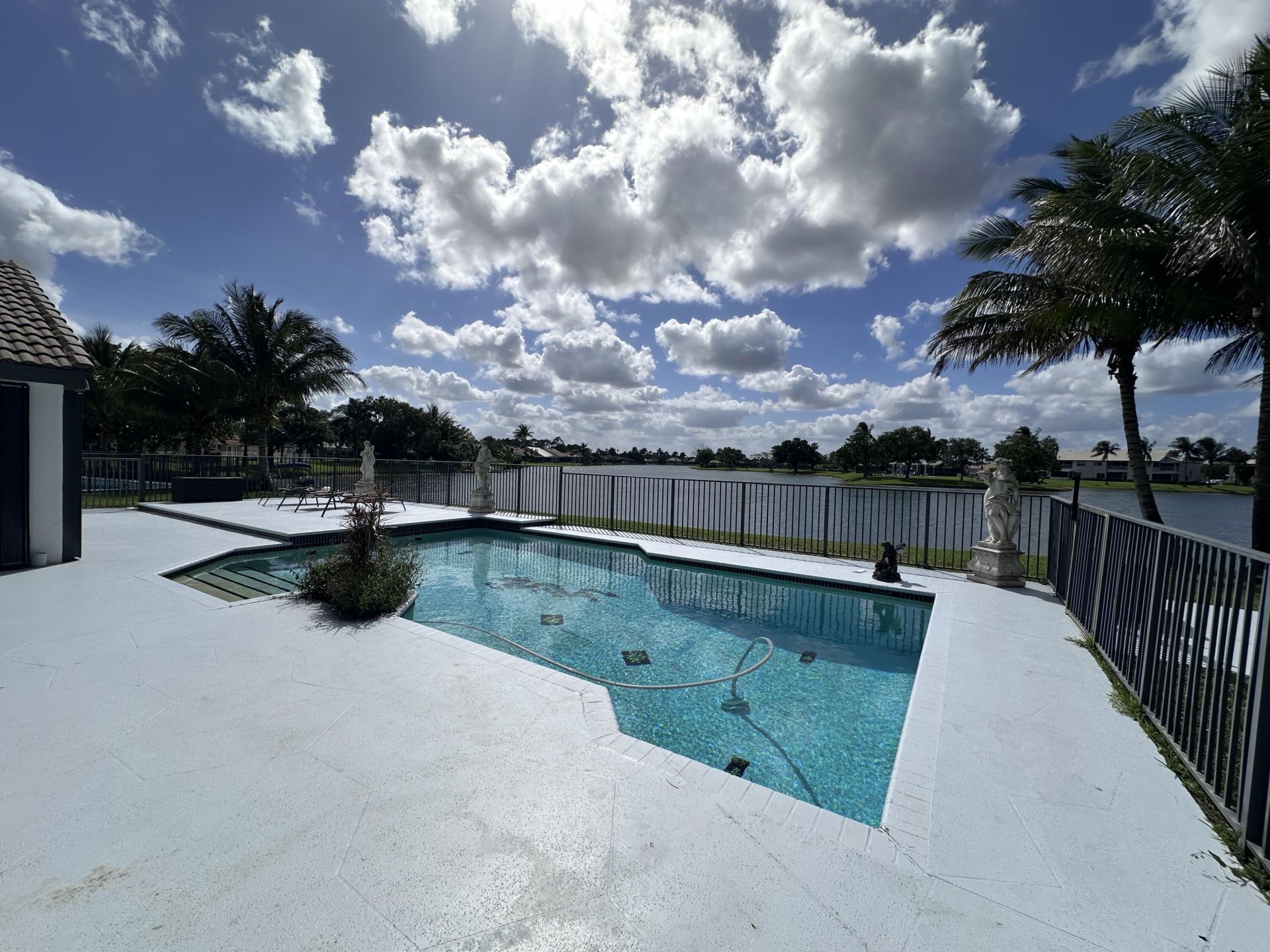 6695 Lake Loran Way, Greenacres, FL 33467 Photo