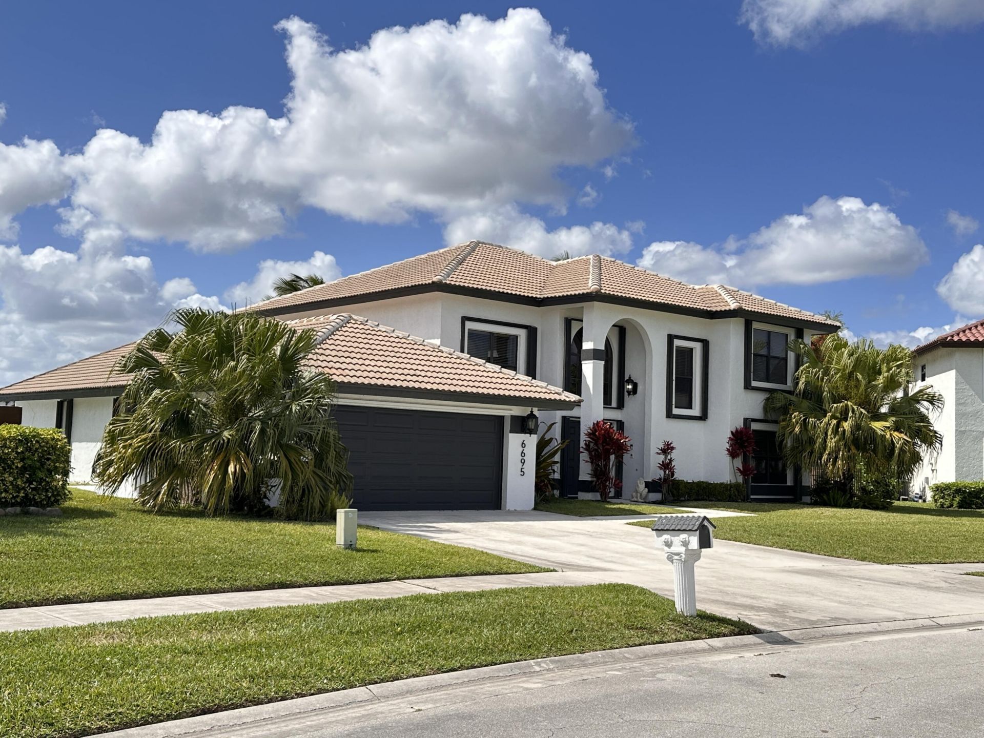 6695 Lake Loran Way, Greenacres, FL 33467 Photo