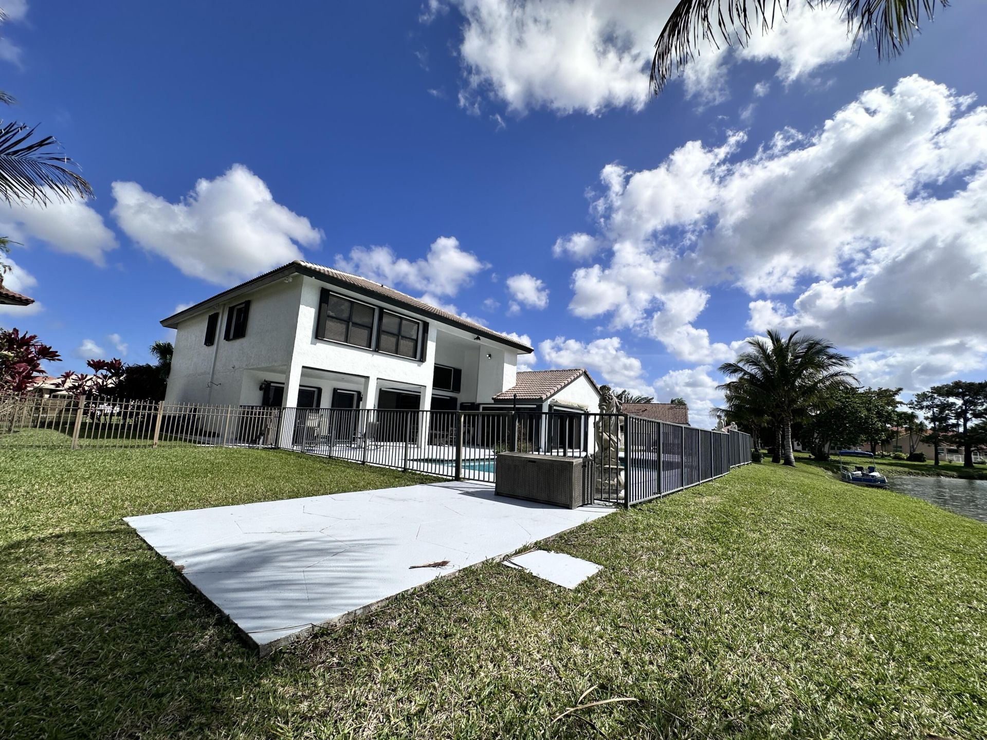 6695 Lake Loran Way, Greenacres, FL 33467 Photo