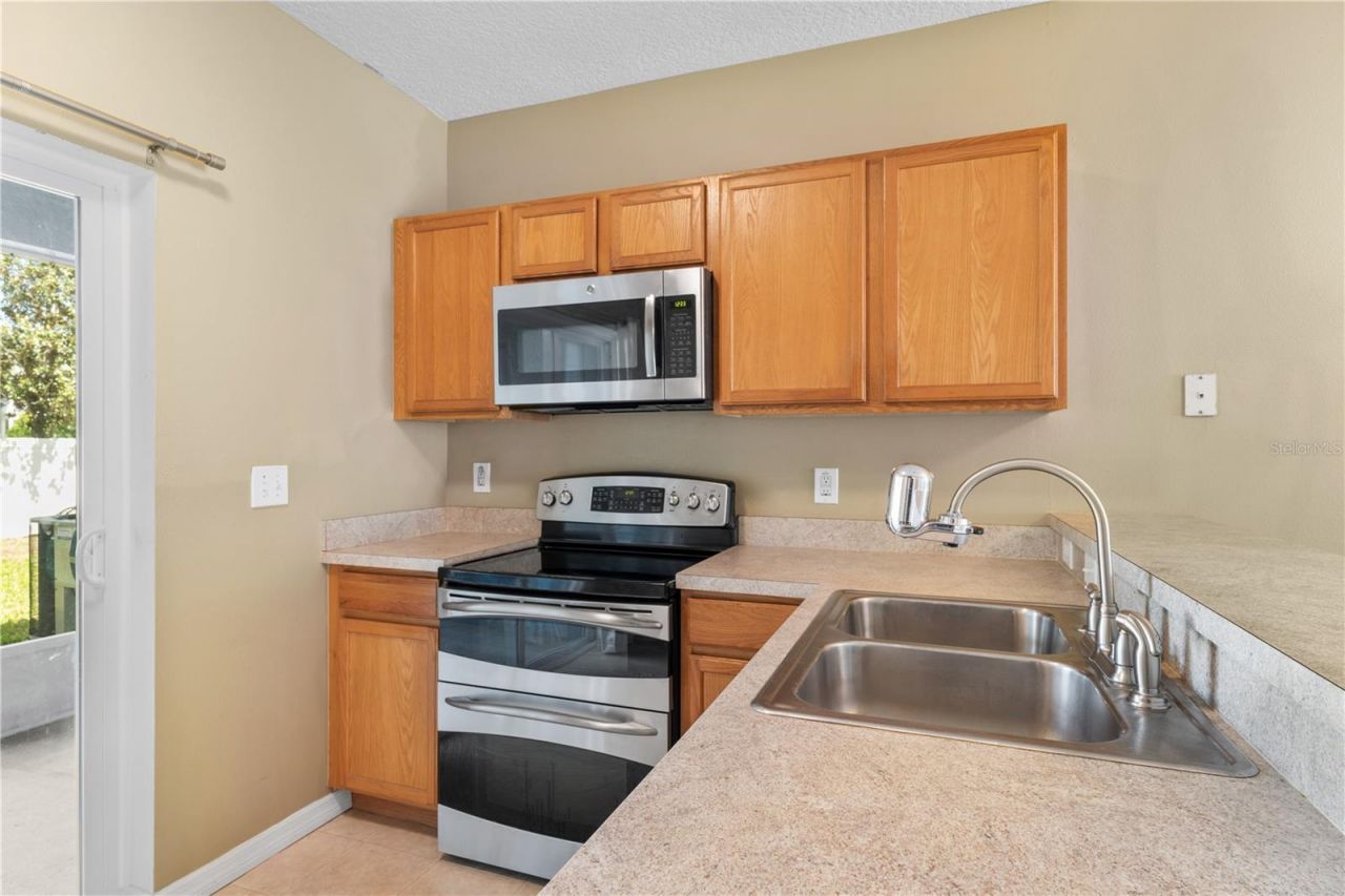 122 Wilton Circle , Sanford, FL 32773 Photo