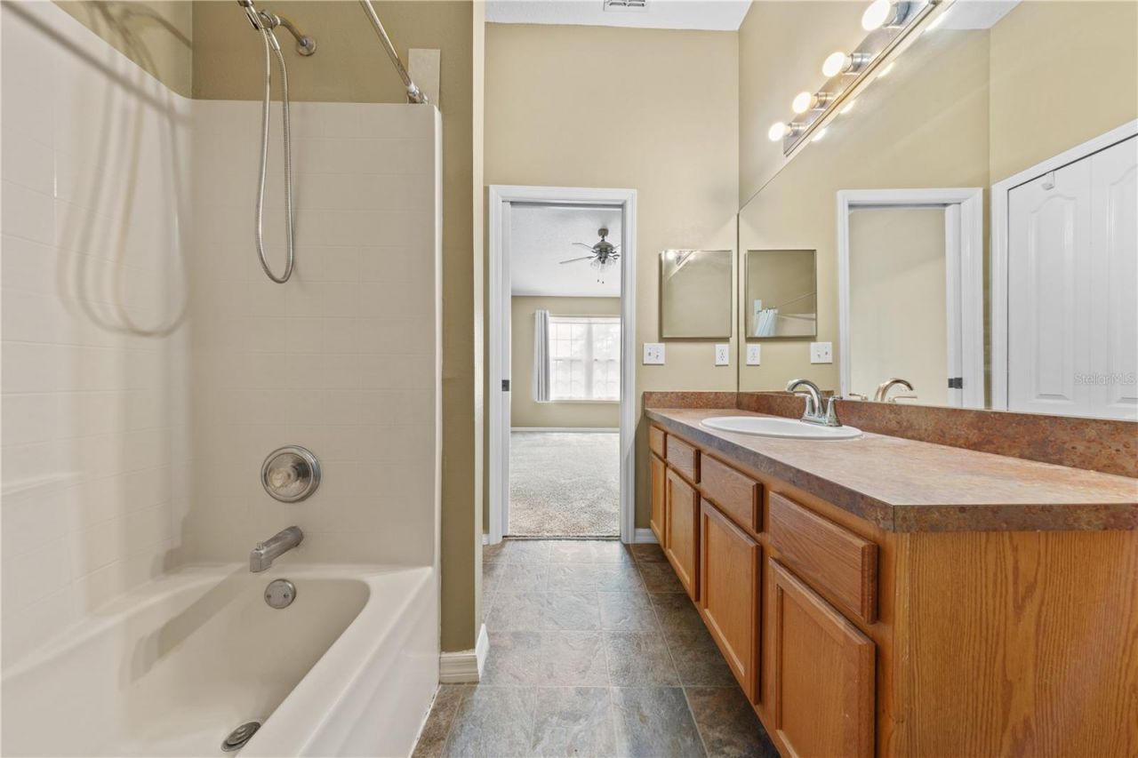 122 Wilton Circle , Sanford, FL 32773 Photo