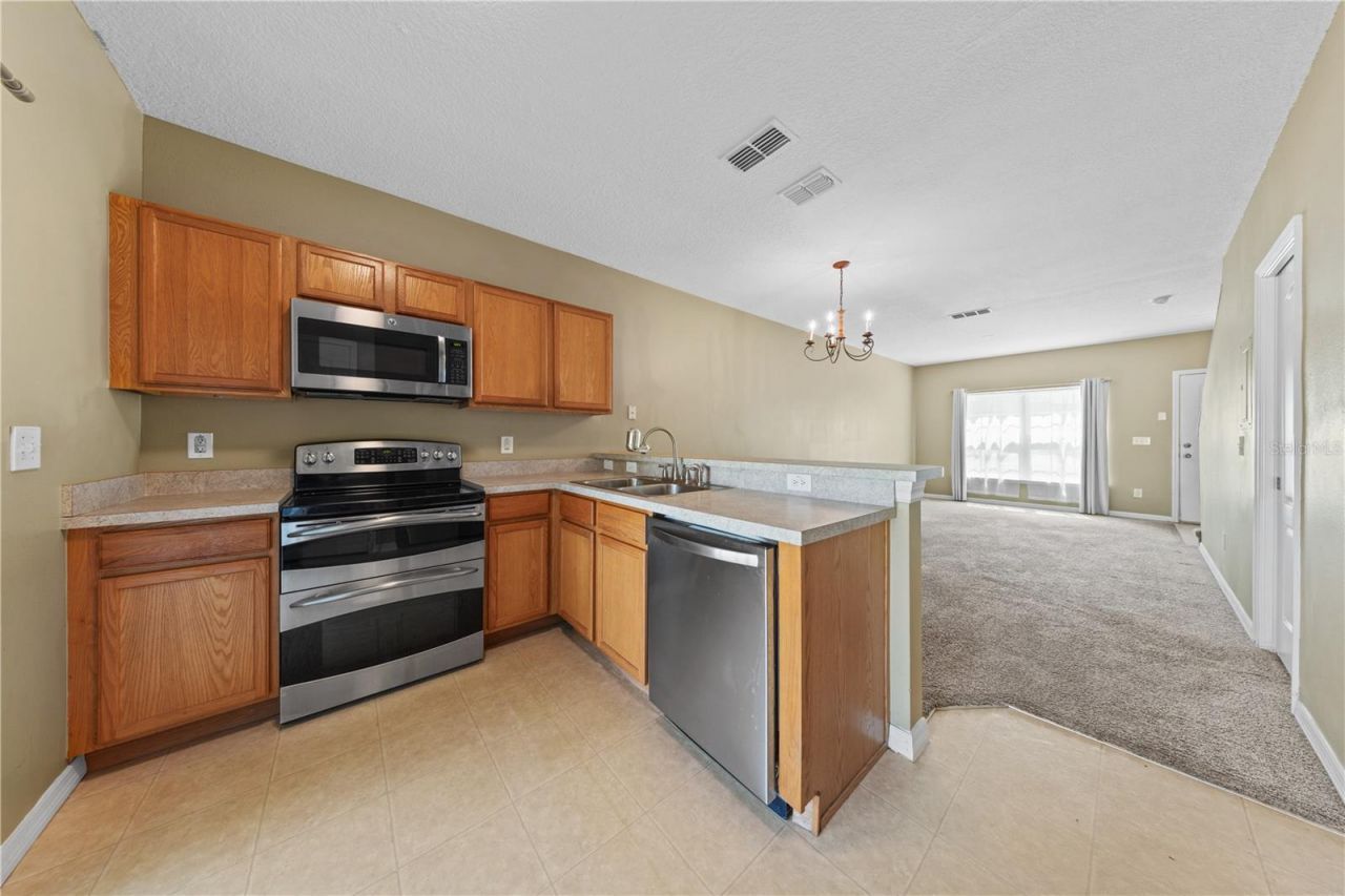 122 Wilton Circle , Sanford, FL 32773 Photo