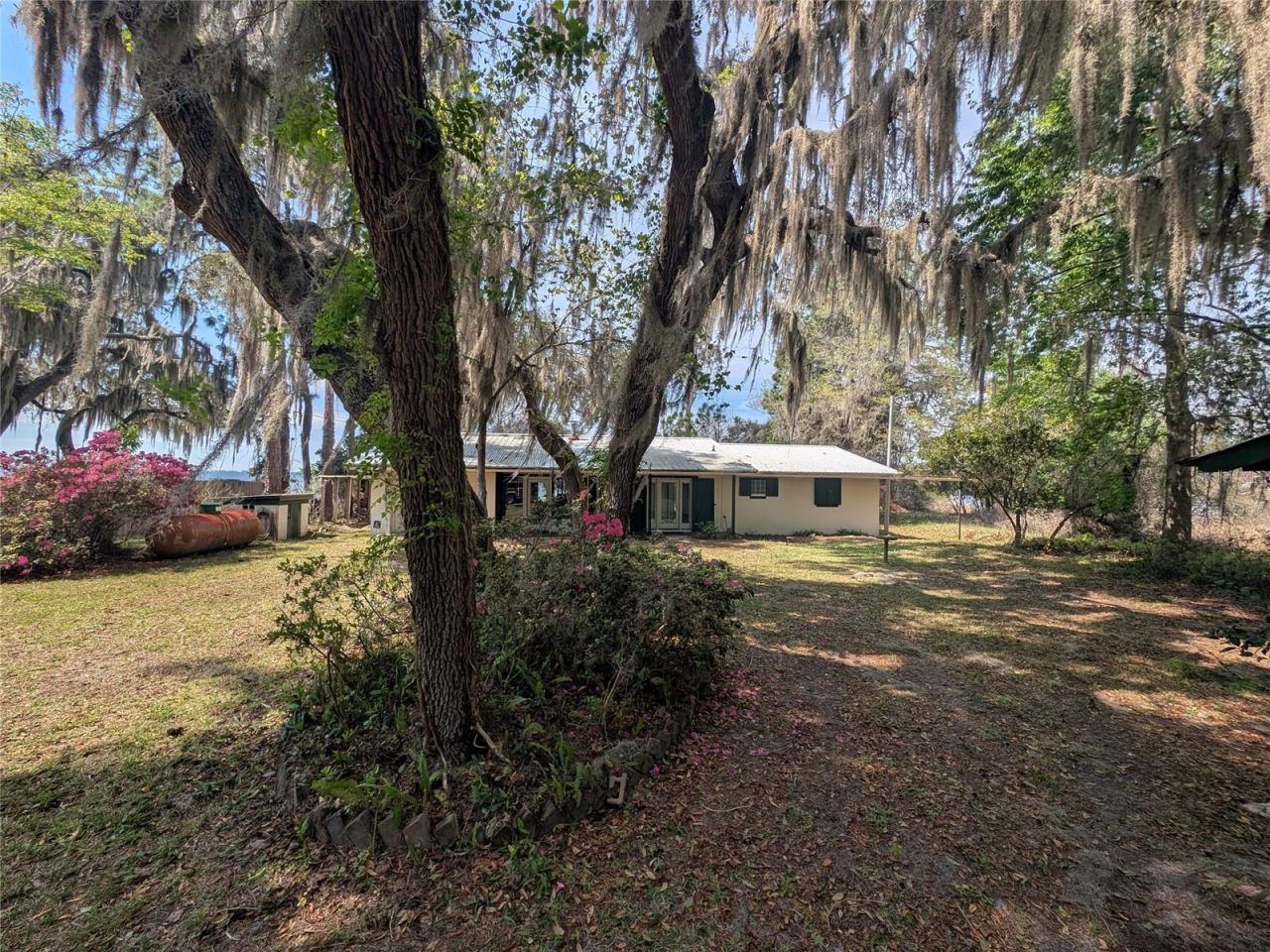 23797 NE 189th Street , Fort Mc Coy, FL 32134 Photo