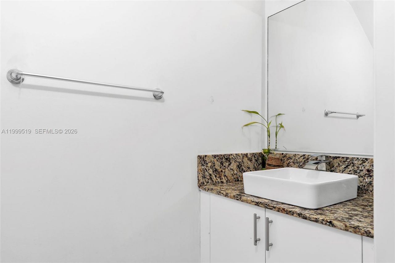 1492 Veracruz Ln , Unit 4-4, Weston, FL 33327 Photo