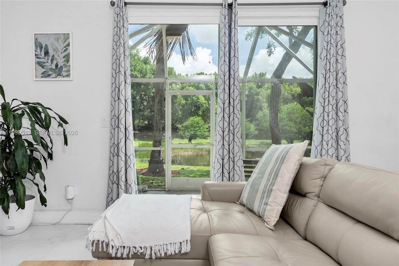 1492 Veracruz Ln , Unit 4-4, Weston, FL 33327 Photo