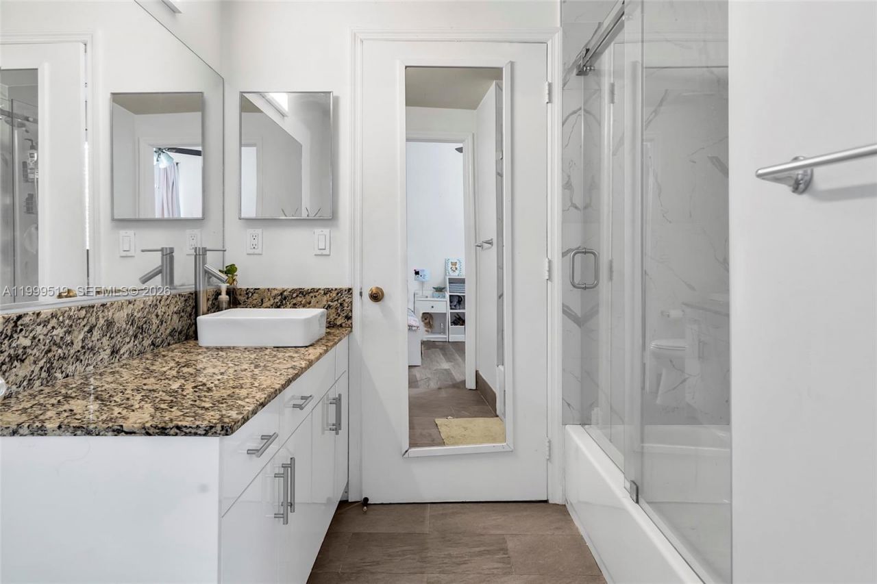 1492 Veracruz Ln , Unit 4-4, Weston, FL 33327 Photo