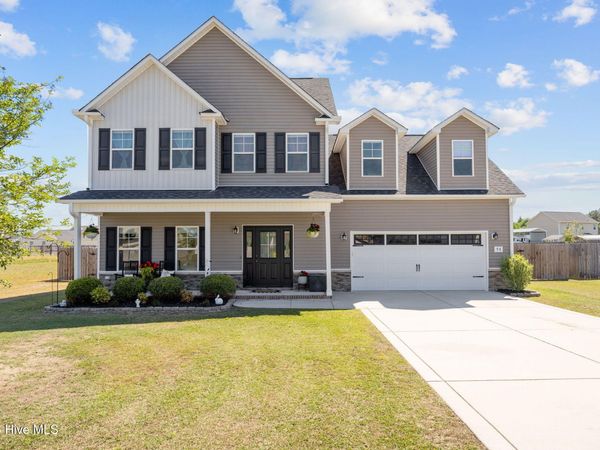98 Folly Court, Linden, NC 28356