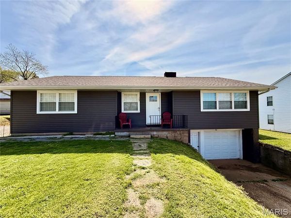 105 Stone Street , Potosi, MO 63664