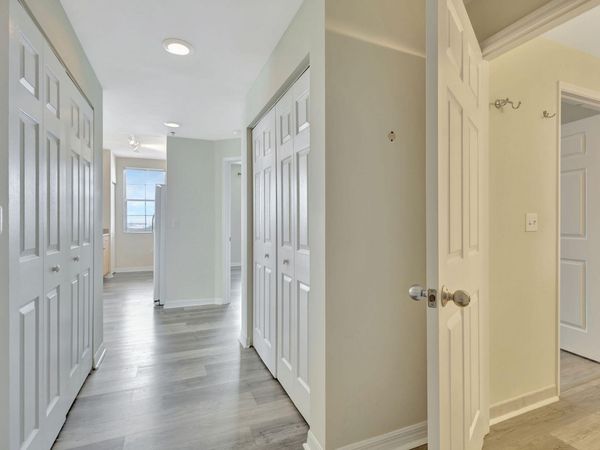 616 Clearwater Park Road, Unit 1013, West Palm Beach, FL 33401