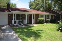 19 Lighthouse Drive photo 4