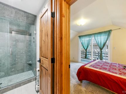 1257 Margaret Avenue, South Lake Tahoe, CA 96150 Photo