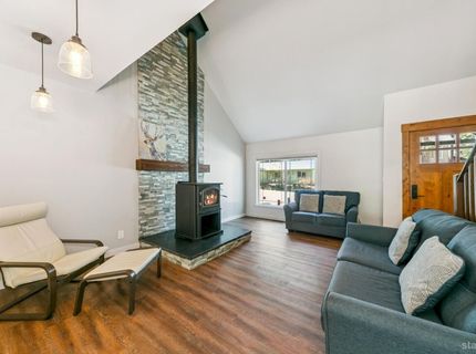 1257 Margaret Avenue, South Lake Tahoe, CA 96150 Photo