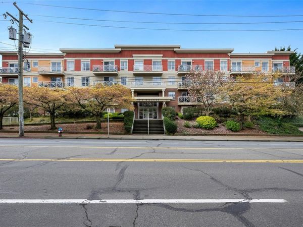 1371 Hillside Ave , Unit 108, Victoria, BC V8T 2B3